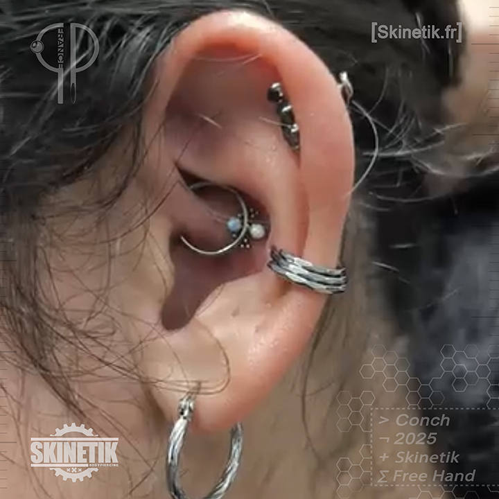 Piercing conch